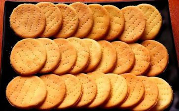 幼儿园烤饼干教案7篇