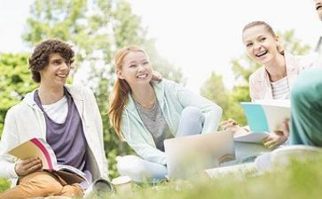 大学作文大全1000字7篇