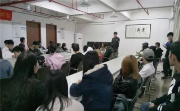大学副班主任工作计划6篇