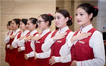 当服务员的心得体会参考5篇
