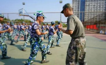 军训教官作文5篇