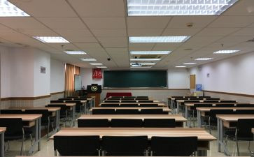 会飞的教室读后感模板5篇