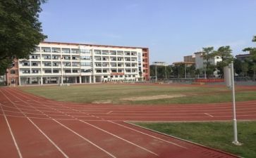 我的学校好作文参考5篇