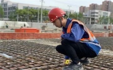 银行员工年度述职报告7篇