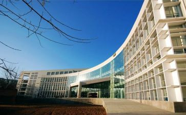 毕业院校自我鉴定模板6篇